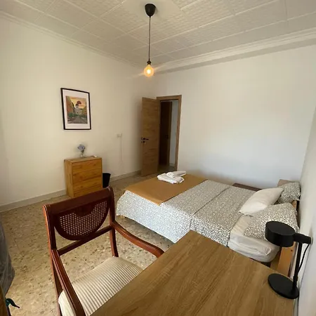 Asthet Sevilla Homestay *
